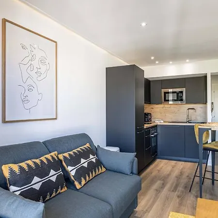8 Merle - Beau Au Centre De Avec Balcon ! Apartment Cannes